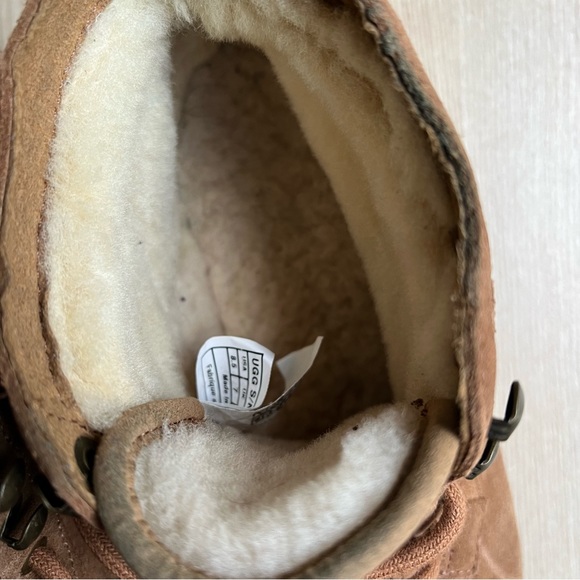 UGG Bethany Boots - Picture 11 of 15